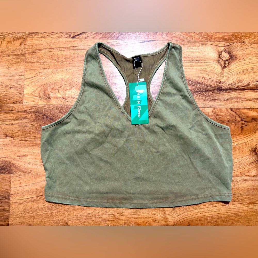 NWT Shein Curve EZ-Wear Cropped Tank Top Size 2XL Color Olive Green - Picture 1 of 4